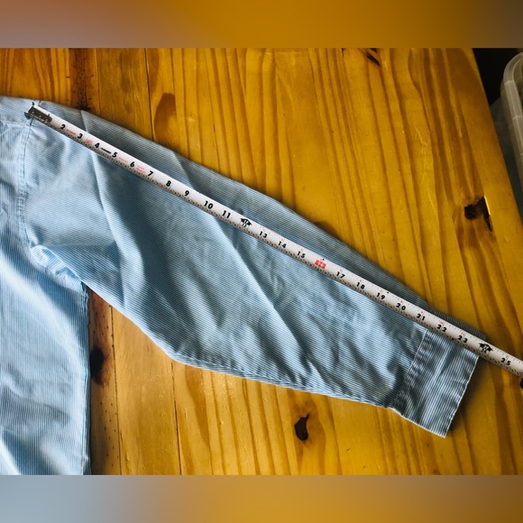 Las Olas Button Shirt Collared Light Blue Stripe Embellished Crabs Sz L - Picture 12 of 12